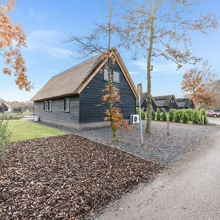 Holiday home Modern In With Pond View Baarle-Nassau