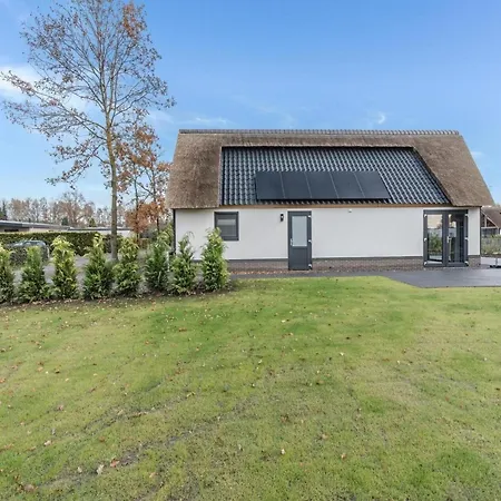 Modern In With Pond View Holiday home Baarle-Nassau