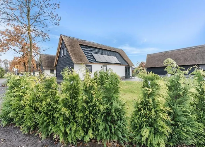 Modern In With Pond View Nr 670 Casa vacanze *